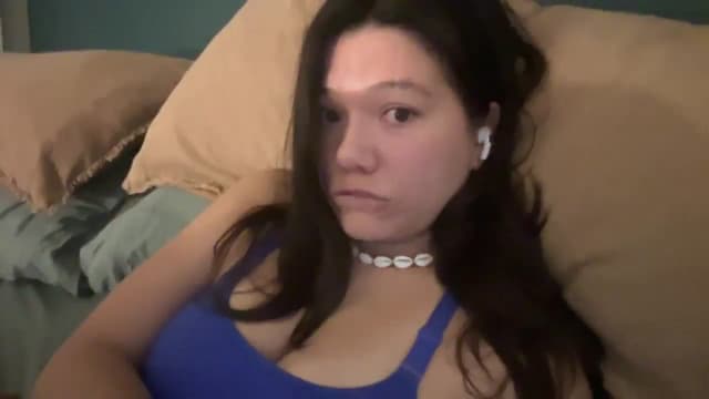 Gallery image thumbnail from imava's myfreecams stream on, 04/10/2025, 04:11 image 16 of 20