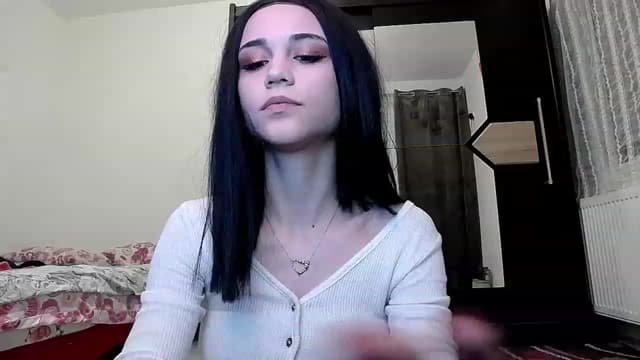 Gallery image thumbnail from kllLr's myfreecams stream on, 03/12/2023, 01:59 image 18 of 20