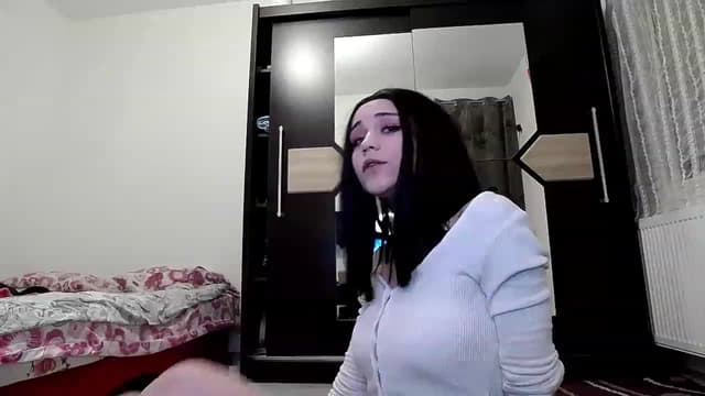 Gallery image thumbnail from kllLr's myfreecams stream on, 03/12/2023, 01:59 image 9 of 20