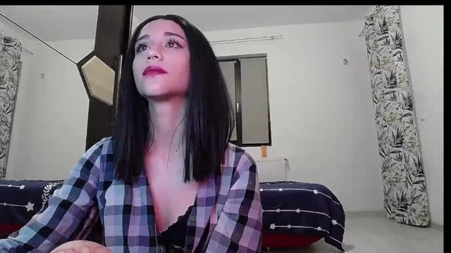 Gallery image thumbnail from kllLr's myfreecams stream on, 09/16/2023, 20:05 image 16 of 20