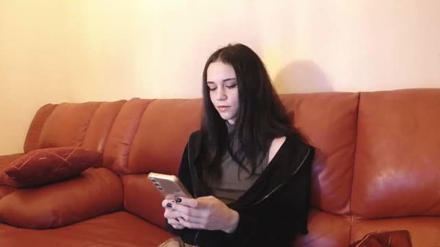 Gallery image thumbnail from kllLr's myfreecams stream on, 10/06/2024, 22:52 image 6 of 20