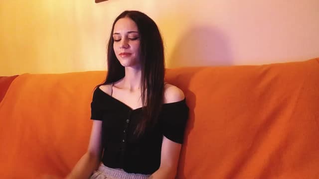 Gallery image thumbnail from kllLr's myfreecams stream on, 10/26/2024, 17:25 image 14 of 20
