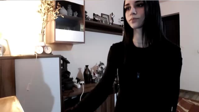 Gallery image thumbnail from kllLr's myfreecams stream on, 12/27/2024, 19:28 image 16 of 20