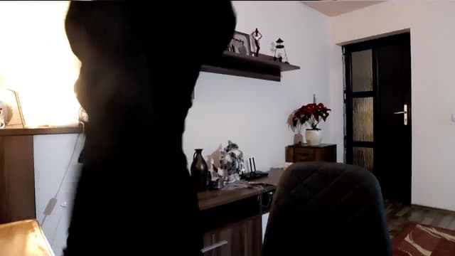 Gallery image thumbnail from kllLr's myfreecams stream on, 12/27/2024, 19:28 image 10 of 20