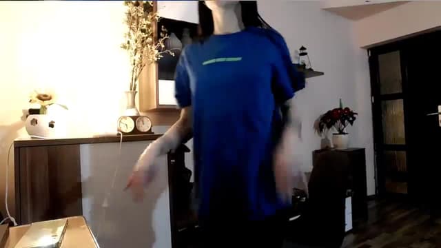 Gallery image thumbnail from kllLr's myfreecams stream on, 12/27/2024, 21:24 image 4 of 20