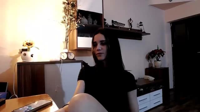 Gallery image thumbnail from kllLr's myfreecams stream on, 12/27/2024, 22:56 image 10 of 20