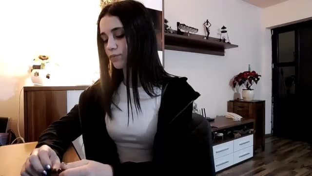 Gallery image thumbnail from kllLr's myfreecams stream on, 12/28/2024, 24:00 image 3 of 20