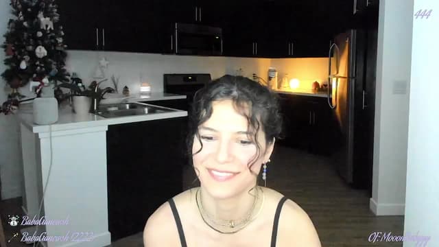 Gallery image thumbnail from litty's myfreecams stream on, 01/03/2025, 02:52 image 19 of 20