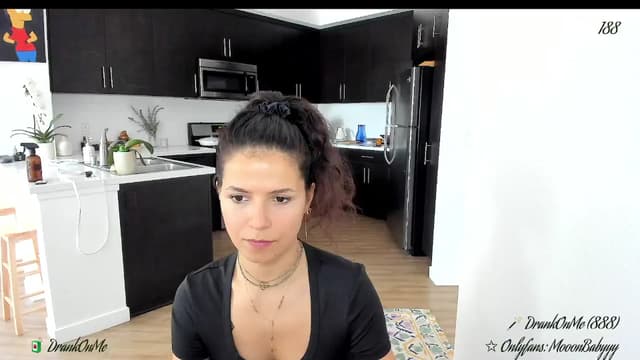Gallery image thumbnail from litty's myfreecams stream on, 08/17/2025, 22:14 image 9 of 20