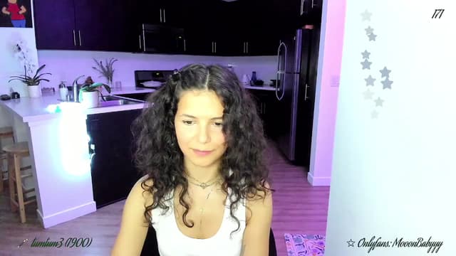 Gallery image thumbnail from litty's myfreecams stream on, 08/20/2025, 04:03 image 3 of 20