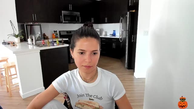 Gallery image thumbnail from litty's myfreecams stream on, 10/08/2025, 22:31 image 5 of 20