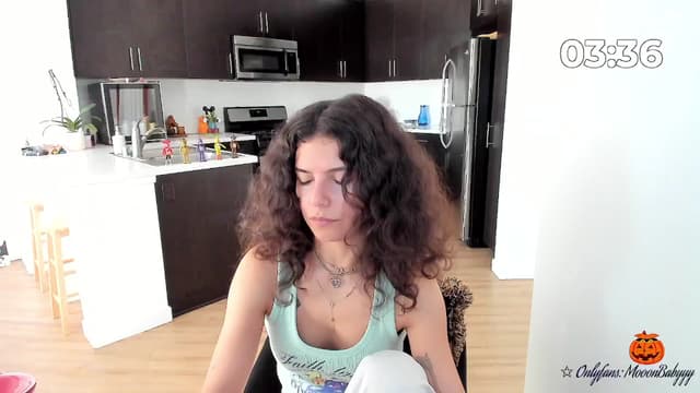Gallery image thumbnail from litty's myfreecams stream on, 10/10/2025, 23:54 image 17 of 20