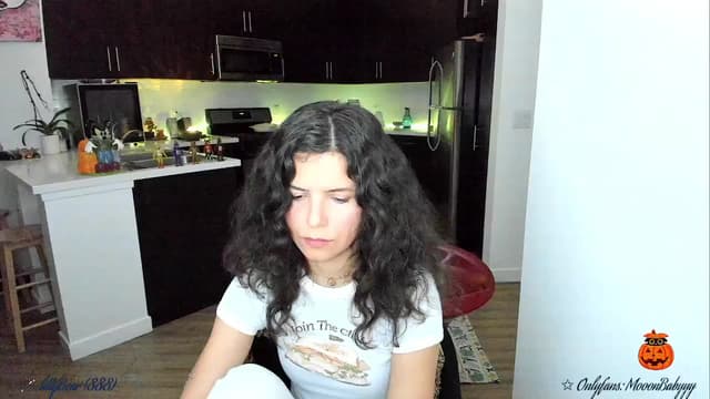 Gallery image thumbnail from litty's myfreecams stream on, 10/23/2025, 02:26 image 10 of 20