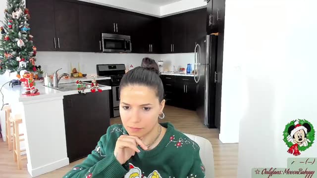 Gallery image thumbnail from litty's myfreecams stream on, 12/06/2025, 21:47 image 3 of 20
