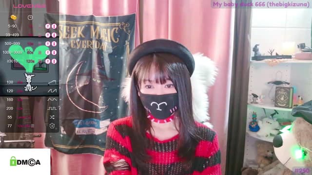 Gallery image thumbnail from meows's myfreecams stream on, 10/22/2023, 06:40 image 12 of 20
