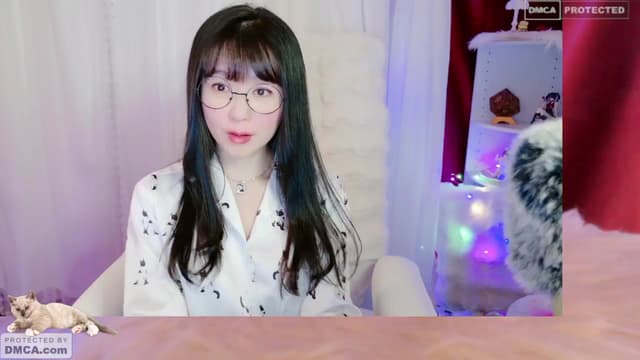 Gallery image thumbnail from meows's myfreecams stream on, 05/26/2024, 05:48 image 7 of 20