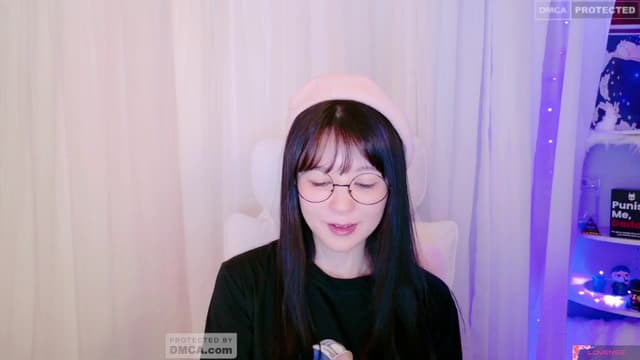 Gallery image thumbnail from meows's myfreecams stream on, 06/23/2024, 06:19 image 12 of 20