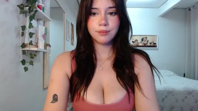 Gallery image thumbnail from nnina's myfreecams stream on, 12/23/2024, 12:18 image 17 of 20