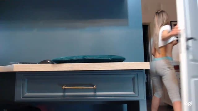 Gallery image thumbnail from oxxxy's myfreecams stream on, 03/07/2023, 17:31 image 1 of 20