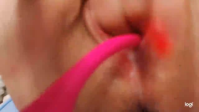 Gallery image thumbnail from oxxxy's myfreecams stream on, 09/20/2023, 07:37 image 11 of 20