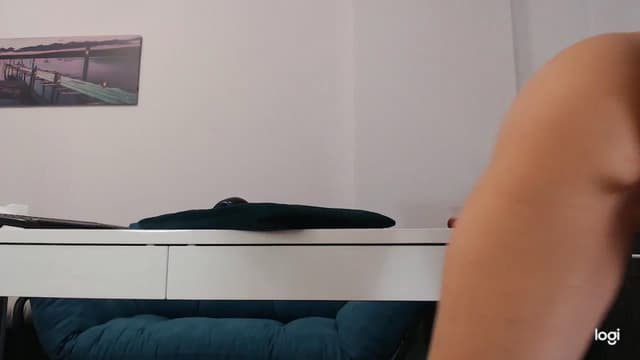 Gallery image thumbnail from oxxxy's myfreecams stream on, 10/21/2023, 09:02 image 20 of 20