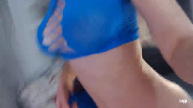 Gallery image thumbnail from oxxxy's myfreecams stream on, 12/23/2023, 16:59 image 6 of 20