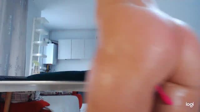 Gallery image thumbnail from oxxxy's myfreecams stream on, 05/23/2024, 07:18 image 14 of 20