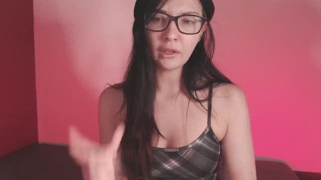 Gallery image thumbnail from prune's myfreecams stream on, 06/05/2025, 02:06 image 3 of 20
