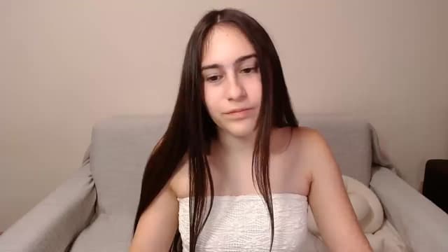 Gallery image thumbnail from ulohu's myfreecams stream on, 12/24/2024, 02:35 image 9 of 20