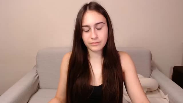 Gallery image thumbnail from ulohu's myfreecams stream on, 12/26/2024, 24:16 image 2 of 20