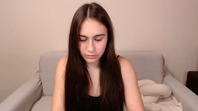 Gallery image thumbnail from ulohu's myfreecams stream on, 12/26/2024, 24:16 image 1 of 20