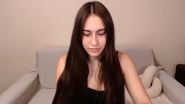 Gallery image thumbnail from ulohu's myfreecams stream on, 12/30/2024, 21:17 image 12 of 20
