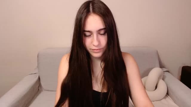Gallery image thumbnail from ulohu's myfreecams stream on, 12/30/2024, 21:17 image 13 of 20