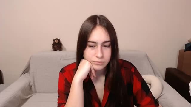 Gallery image thumbnail from ulohu's myfreecams stream on, 03/01/2025, 18:34 image 14 of 20