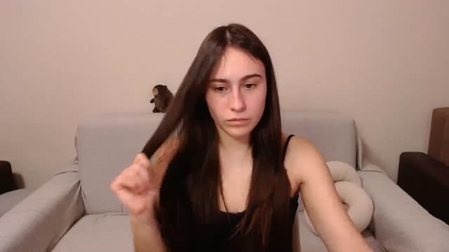 Gallery image thumbnail from ulohu's myfreecams stream on, 03/14/2025, 18:25 image 20 of 20
