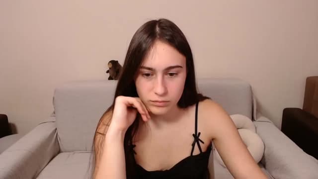 Gallery image thumbnail from ulohu's myfreecams stream on, 03/14/2025, 18:25 image 8 of 20