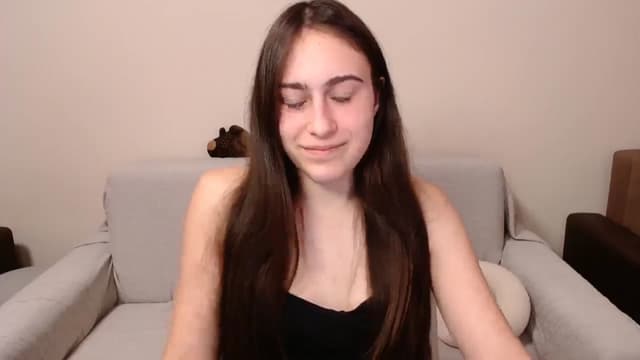 Gallery image thumbnail from ulohu's myfreecams stream on, 03/14/2025, 22:27 image 15 of 20