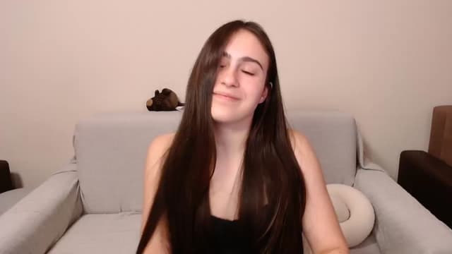 Gallery image thumbnail from ulohu's myfreecams stream on, 03/14/2025, 22:27 image 17 of 20