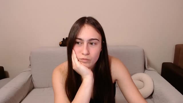 Gallery image thumbnail from ulohu's myfreecams stream on, 03/15/2025, 02:27 image 6 of 20