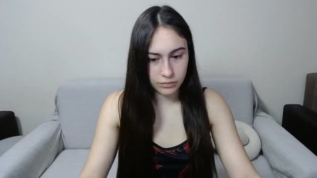 Gallery image thumbnail from ulohu's myfreecams stream on, 03/18/2025, 24:47 image 12 of 20
