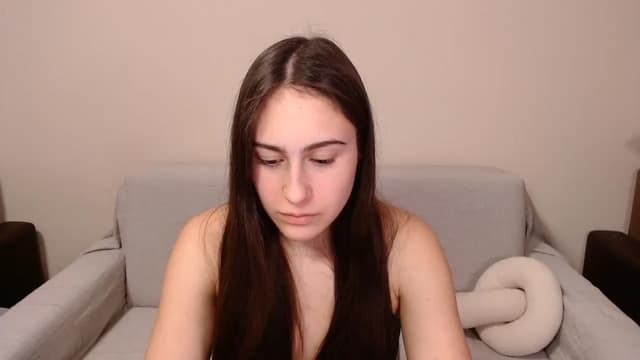 Gallery image thumbnail from ulohu's myfreecams stream on, 03/22/2025, 16:02 image 6 of 20