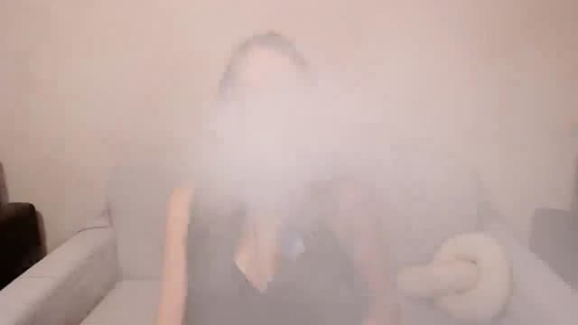 Gallery image thumbnail from ulohu's myfreecams stream on, 03/22/2025, 17:38 image 19 of 20