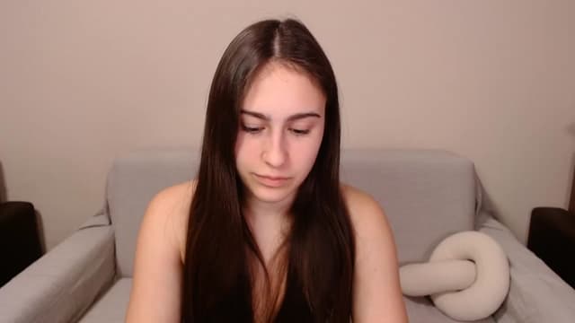 Gallery image thumbnail from ulohu's myfreecams stream on, 03/22/2025, 17:38 image 7 of 20