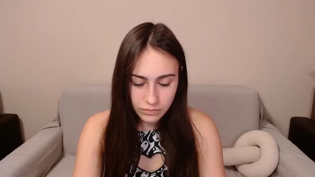 Gallery image thumbnail from ulohu's myfreecams stream on, 03/23/2025, 14:19 image 9 of 20