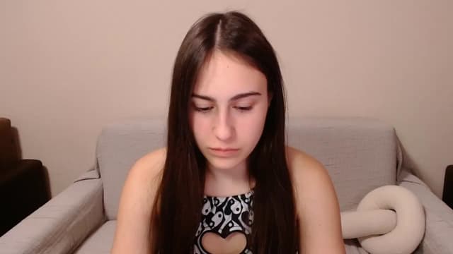Gallery image thumbnail from ulohu's myfreecams stream on, 03/24/2025, 18:40 image 12 of 20