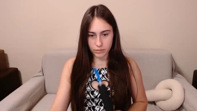 Gallery image thumbnail from ulohu's myfreecams stream on, 03/24/2025, 19:13 image 12 of 20