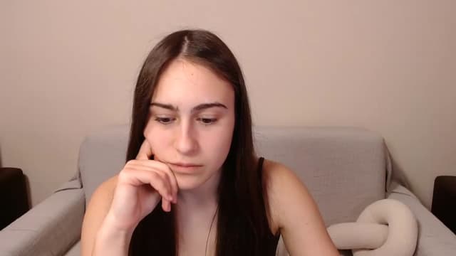 Gallery image thumbnail from ulohu's myfreecams stream on, 03/26/2025, 18:57 image 14 of 20