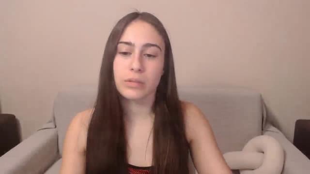 Gallery image thumbnail from ulohu's myfreecams stream on, 03/26/2025, 18:57 image 16 of 20