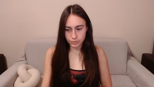 Gallery image thumbnail from ulohu's myfreecams stream on, 03/27/2025, 18:31 image 18 of 20