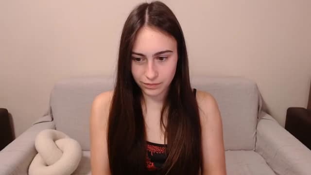 Gallery image thumbnail from ulohu's myfreecams stream on, 03/27/2025, 18:31 image 20 of 20